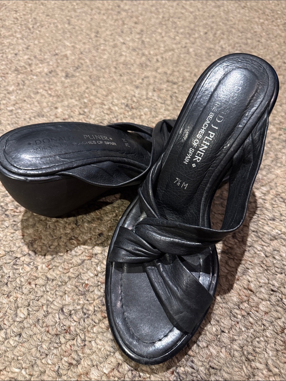 Donald J. Pliner Black Leather Knotted Wedge Mules